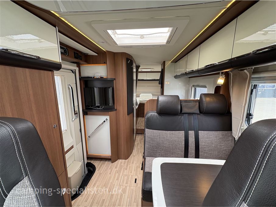 LMC Cruiser Premium T 681 G